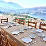Kosteli Hotel