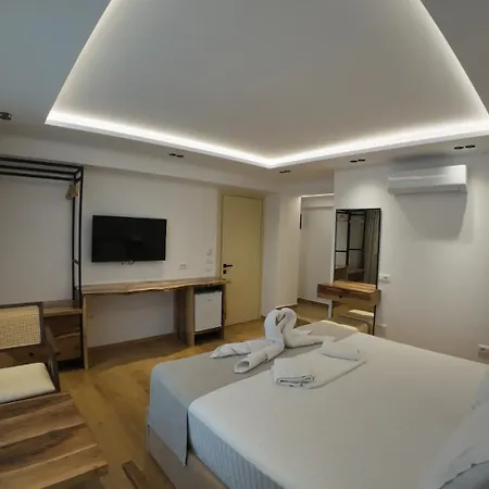 Kosteli Hotel 3*