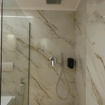Hotel Kosteli Himare