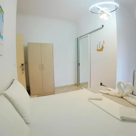 Kosteli Hotel 3*