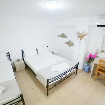 Kosteli 3* Himare