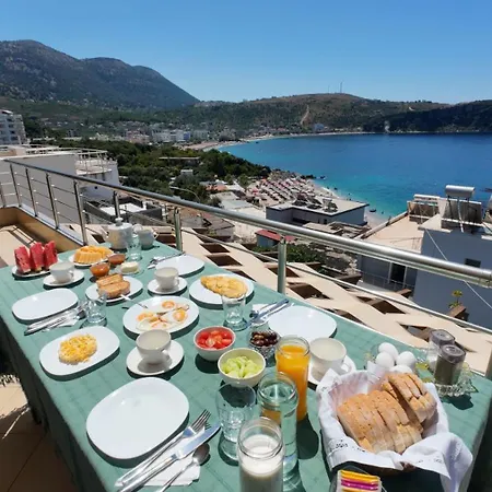 Kosteli Hotel 3*