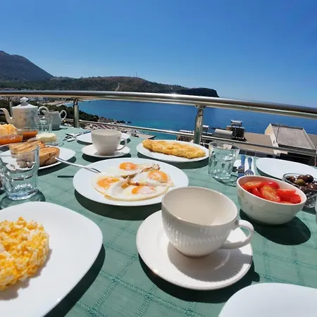 Hotel Kosteli 3*