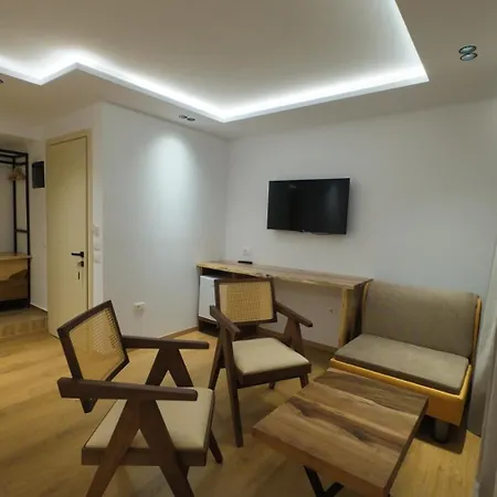 Kosteli Hotel