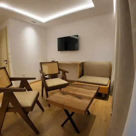 Kosteli Hotel Himare